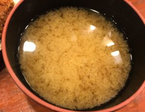 目黒 とんかつ かつ壱　ロースかつランチ　味噌汁